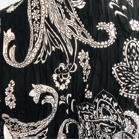 EUC Robbie Bee paisley blouse - Picture 6 of 7